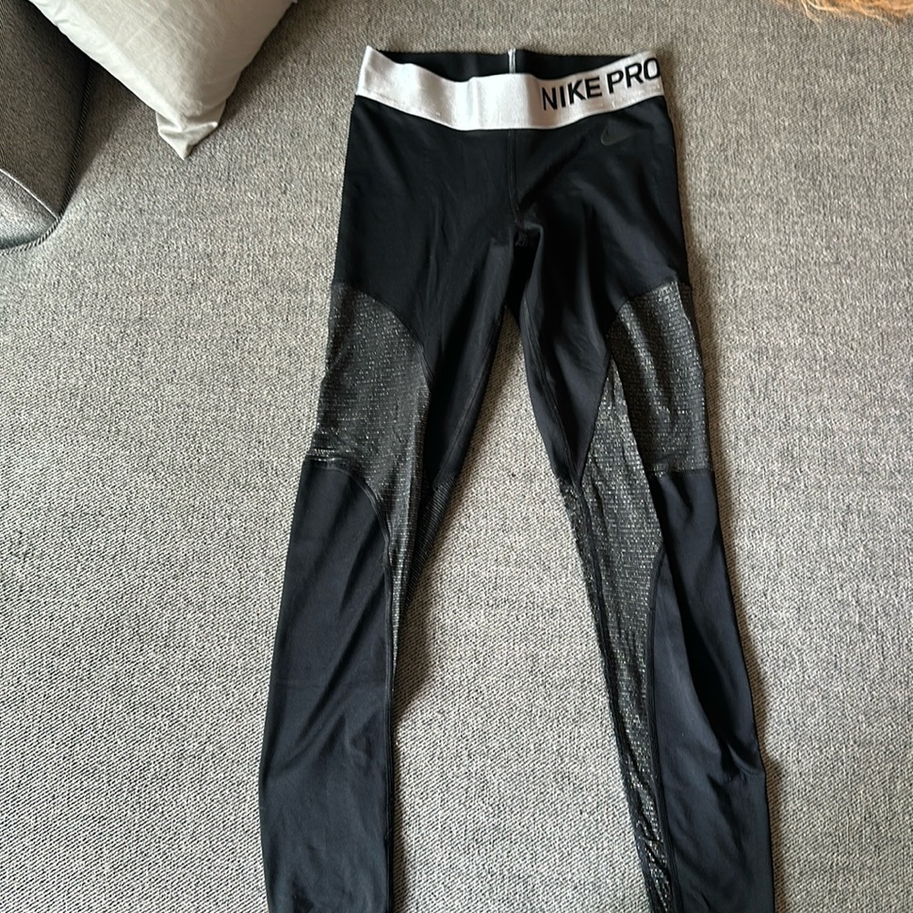 Nike leggings dry fit
